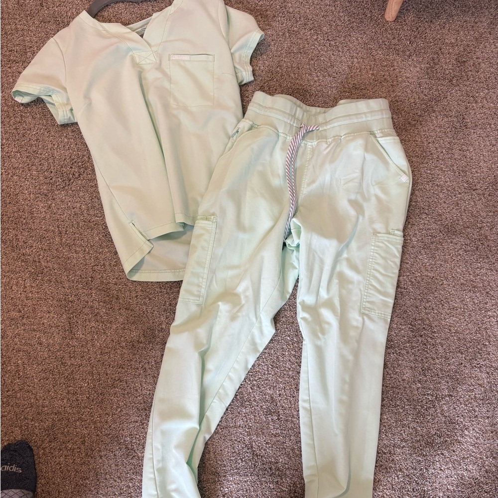 Jaanuu Mint Green Medical Scrub set